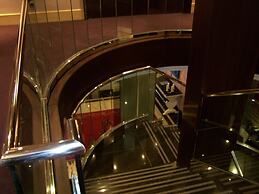 Washington Parquesol Suites & Hotel