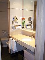 Washington Parquesol Suites & Hotel