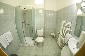 Cracow Old Town Guest House