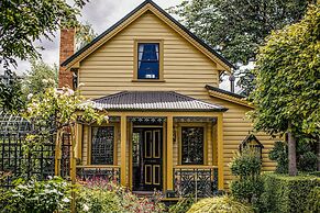 The Corinda Collection