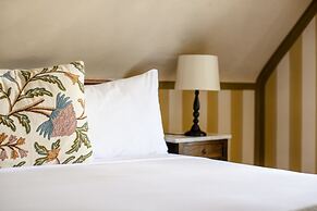 The Corinda Collection