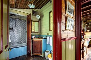 The Corinda Collection