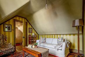 The Corinda Collection