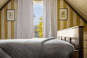 The Corinda Collection