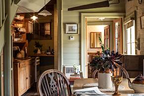 The Corinda Collection