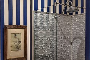 The Corinda Collection