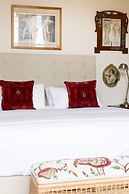 The Corinda Collection