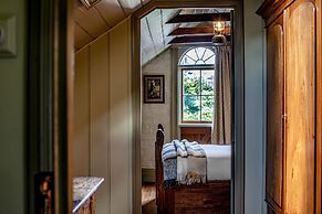 The Corinda Collection