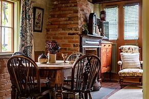 The Corinda Collection