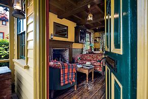 The Corinda Collection