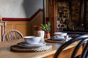 The Corinda Collection