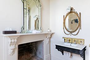 The Corinda Collection