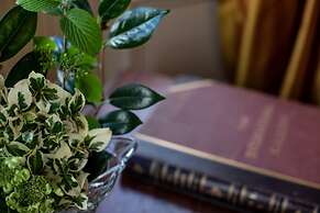 The Corinda Collection