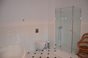 Palac Mysliwski - Orle