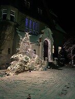 Palac Mysliwski - Orle