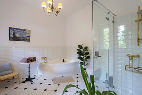 Palac Mysliwski - Orle