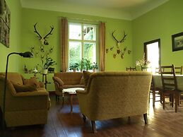 Palac Mysliwski - Orle