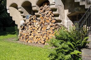 Palac Mysliwski - Orle