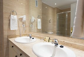 Coral Beach Aparthotel