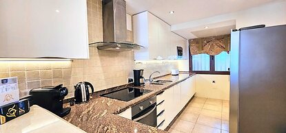 Coral Beach Aparthotel