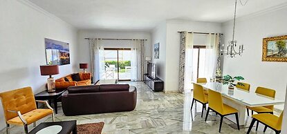 Coral Beach Aparthotel