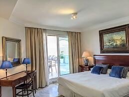 Coral Beach Aparthotel