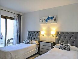 Coral Beach Aparthotel