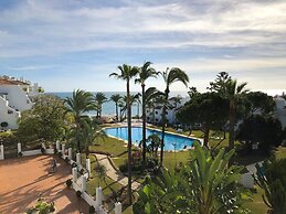 Coral Beach Aparthotel