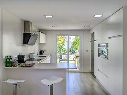 Coral Beach Aparthotel