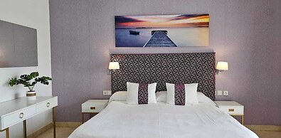 Coral Beach Aparthotel