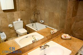 Coral Beach Aparthotel