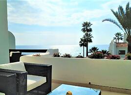 Coral Beach Aparthotel