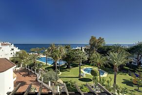 Coral Beach Aparthotel