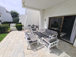 Coral Beach Aparthotel