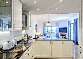 Coral Beach Aparthotel