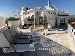 Coral Beach Aparthotel