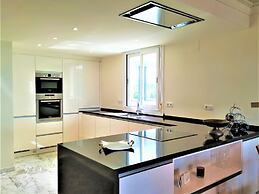 Coral Beach Aparthotel