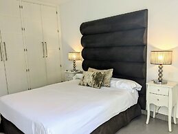 Coral Beach Aparthotel