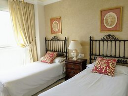 Coral Beach Aparthotel