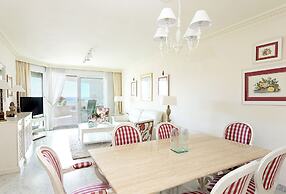 Coral Beach Aparthotel