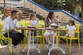 Gesher HaZiv TravelHotel