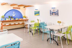 Gesher HaZiv TravelHotel