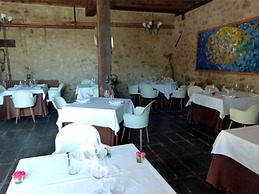 Real Posada De La Mesta