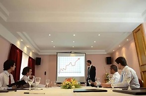 Ñikén Hotel Spa & Business Center