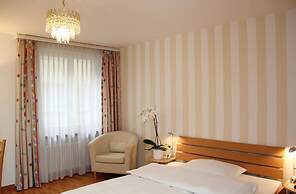 Hotel Roter Turm