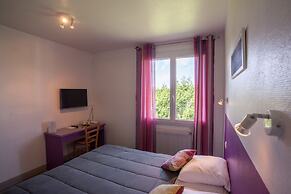 Cozy Hotel