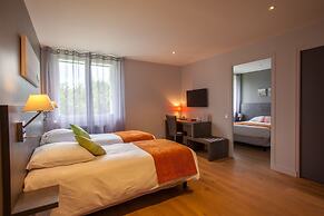 Cozy Hotel