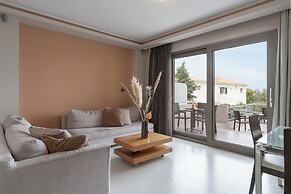 Kymothoe Elite Suites
