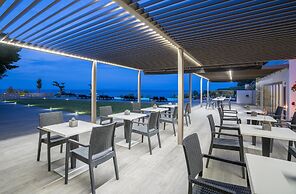 Kymothoe Elite Suites