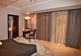 Kymothoe Elite Suites